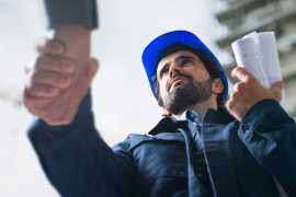 Anzeigepflichten bei der Beauftragung ausländischer Subunternehmer